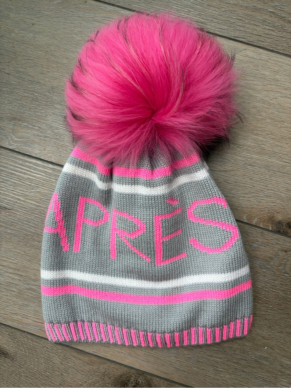 Lindo F grey/pink/white beanie with hot pink XL POM!